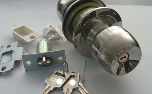 铁山港24小时上门开锁公司